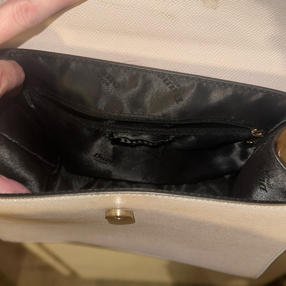 Hand bag - Picture 2 of 2